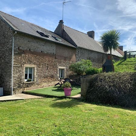 Gite de la Huberderie Quettehou Exterior foto