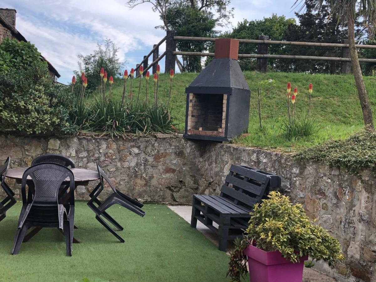 Gite de la Huberderie Quettehou Exterior foto